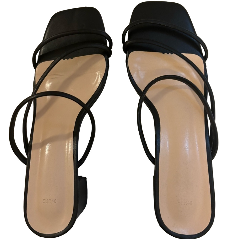 Kitten chunky heels
